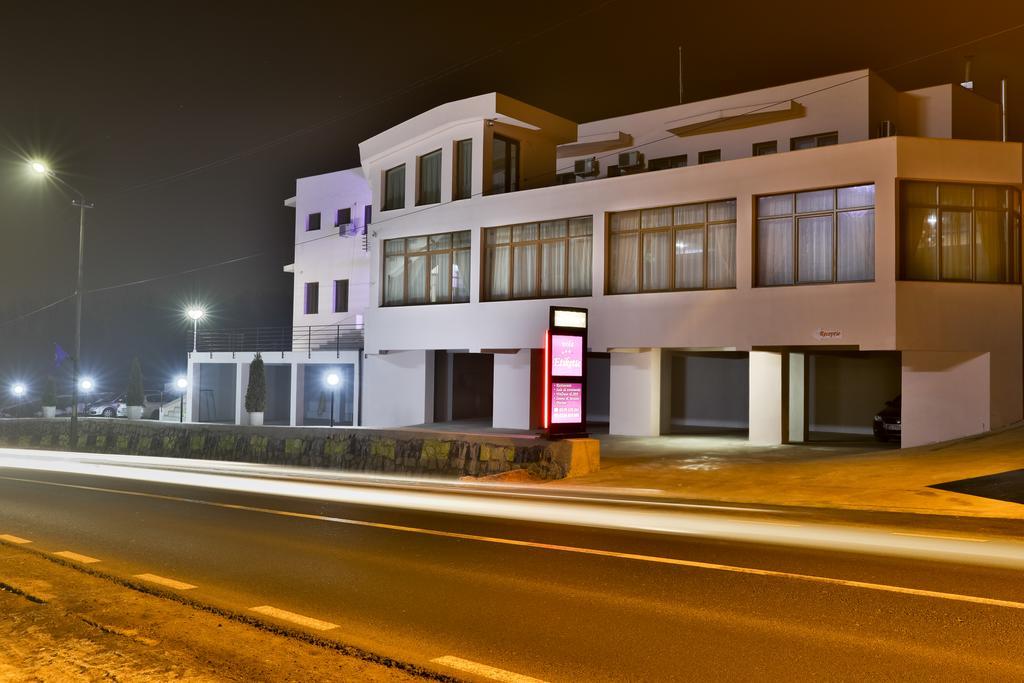 ביילה פליקס Vila Etikette מראה חיצוני תמונה